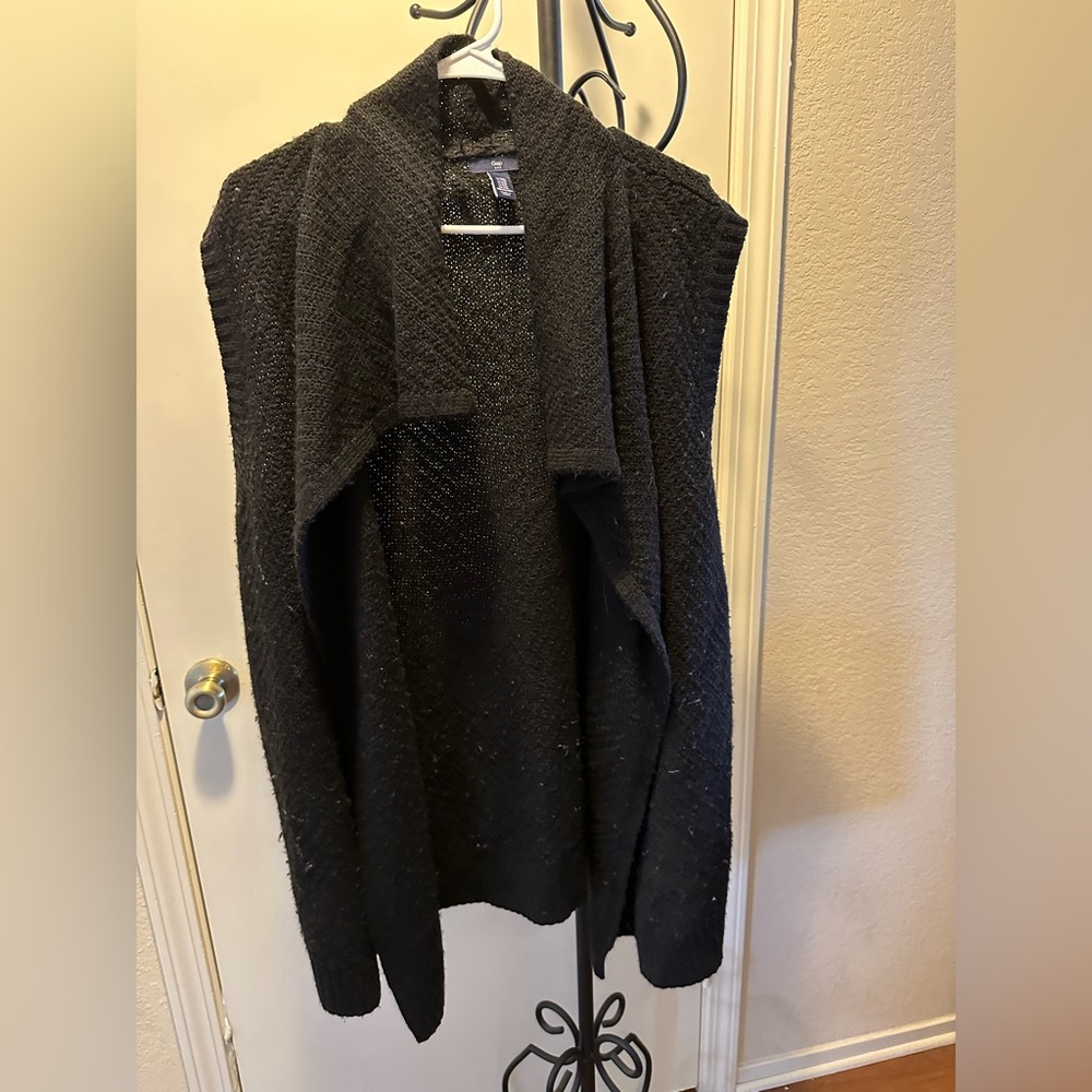 Gap Long sweater vest-some pulling but very comfy and great for layering